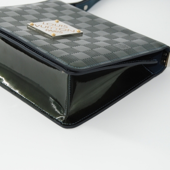 LIMITED EDITION Damier Vernis Cabaret shoulder bag LOUIS VUITTON - Picture 6 of 8